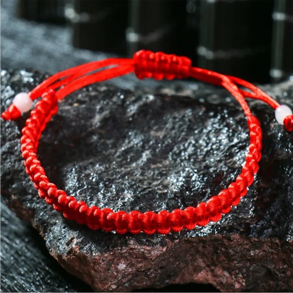 💖 Red Macrame Bracelet 7”-8” adjustable NEW - Picture 2 of 6